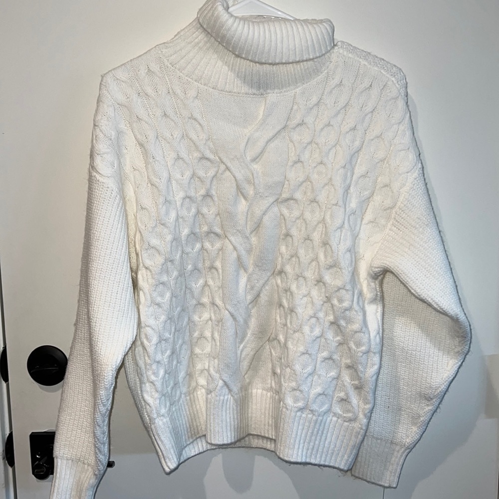 NWT Alfani Calla Lily White Cable Knit Turtleneck Sweater Medium